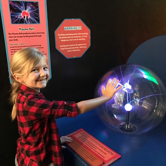 Meet your Posher, Shelley - Picture 3 of 8